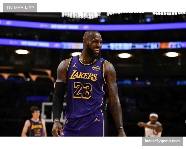 怀特手感火热轰下33分9助攻6篮板六记三分率队赢下关键之战